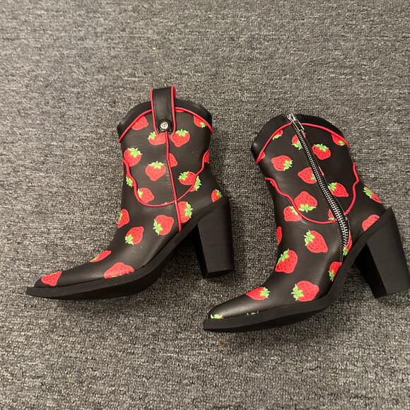 DOLLS KILL X STRAWBERRY SHORTCAKE MEADOW GREETING COWBOY BOOTS Size 8 - Picture 3 of 7